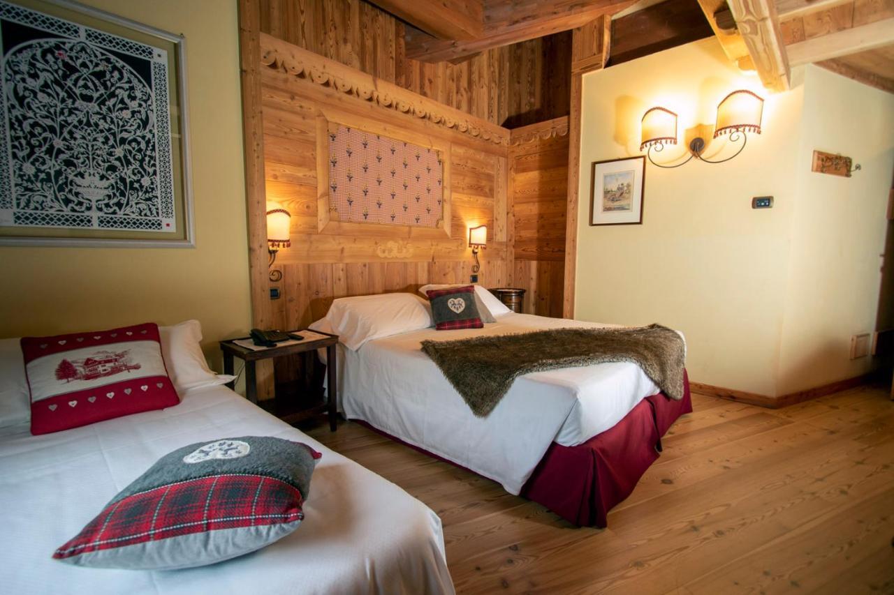 Laghetto Alpine Hotel & Restaurant ブリュソン エクステリア 写真